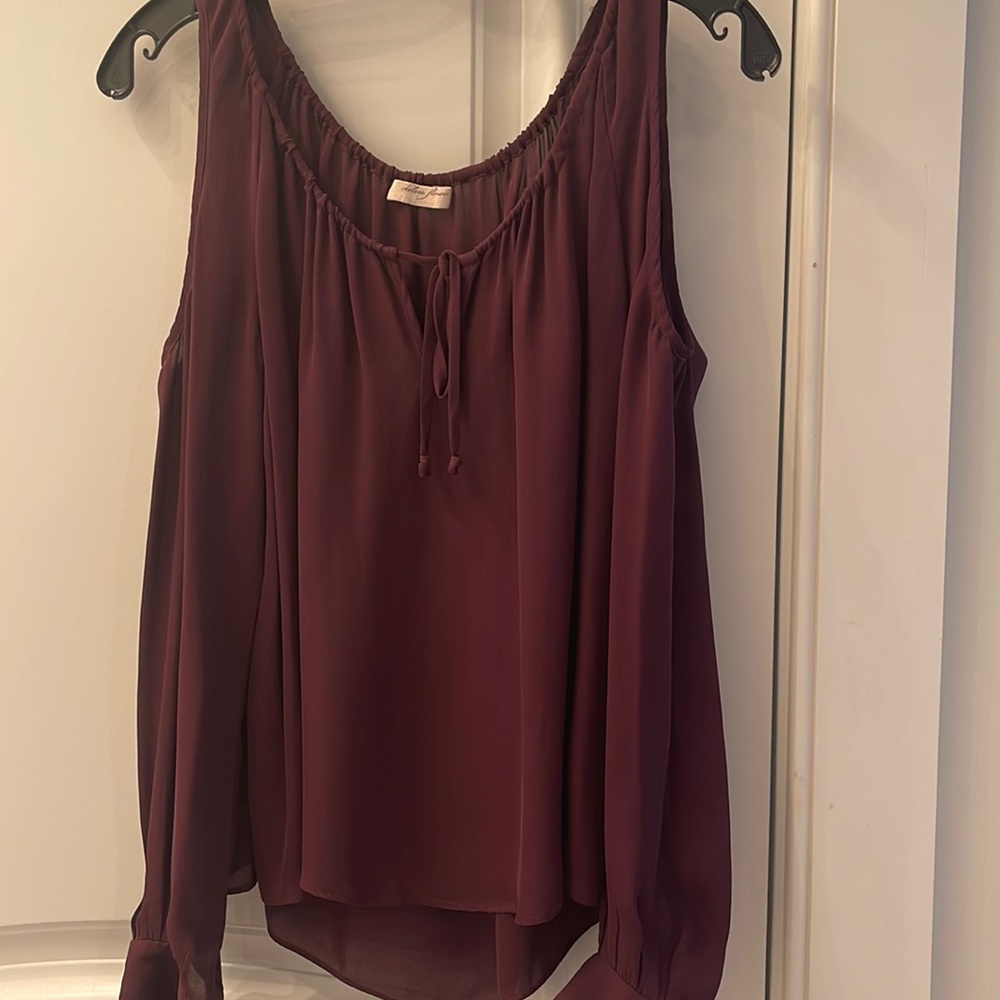 Chelsea flower cold shoulder silk top